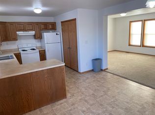 13920 Bergstrom Dr, Williston, ND 58801