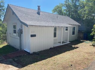 2119 Pine St, Redding, CA 96001