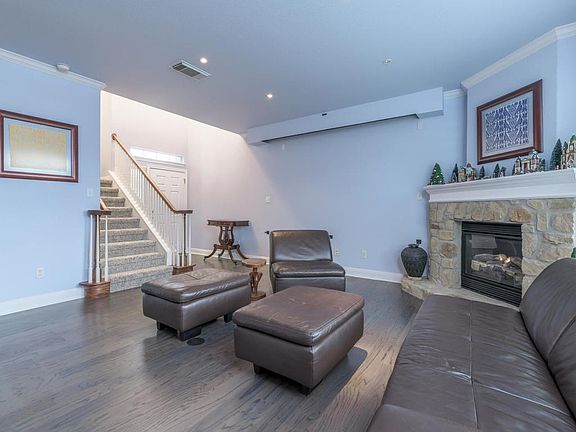 3rd image of 1101 Parmer Ln APT 117
