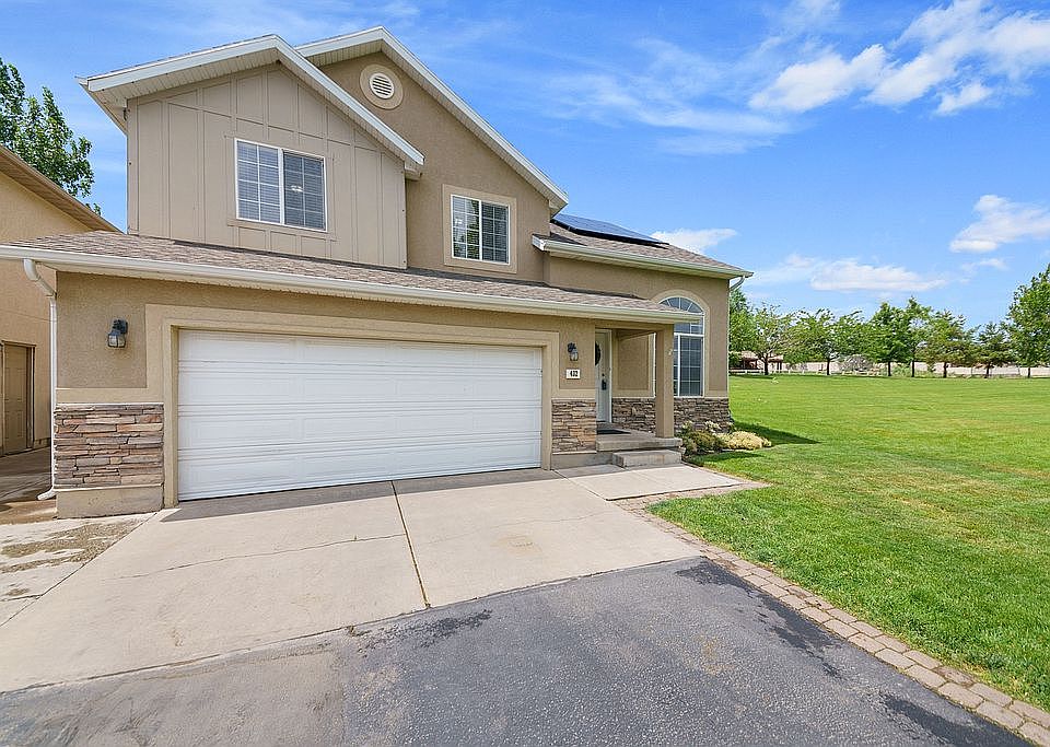 1st image of 432 W Bountiful Way
