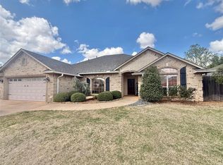 809 Candace Ln, Altus, OK 73521