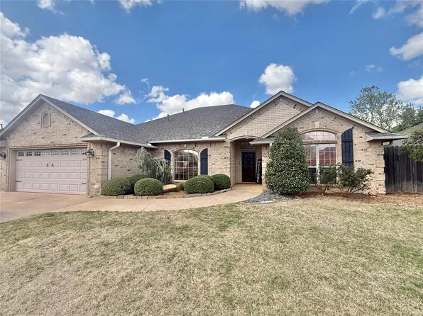809 Candace Ln, Altus, OK 73521