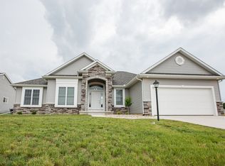 6741 Lutz Dr, South Bend, IN 46614