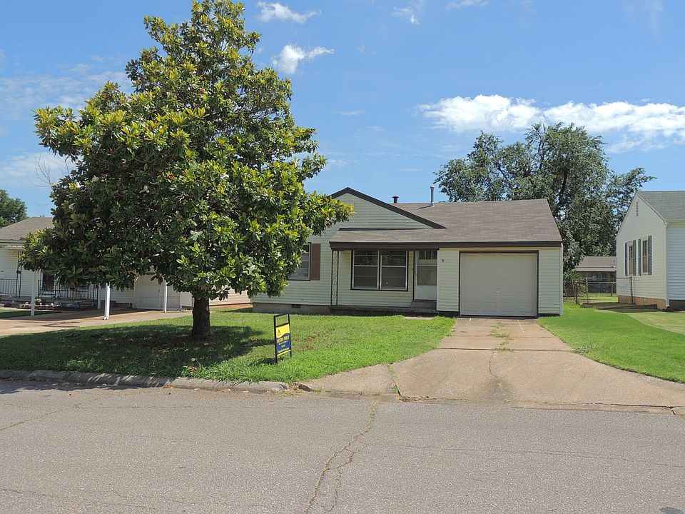 1st image of 4200 SE 24th St
