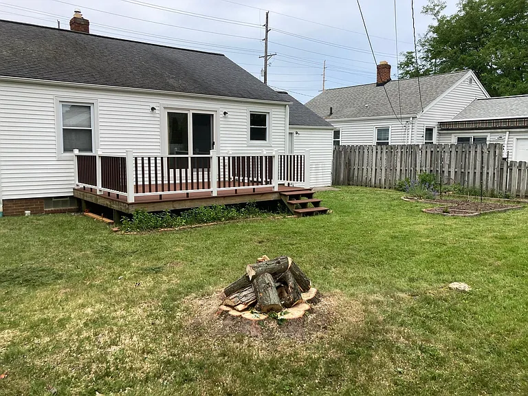 1605 Richmond Rd — Photo 42