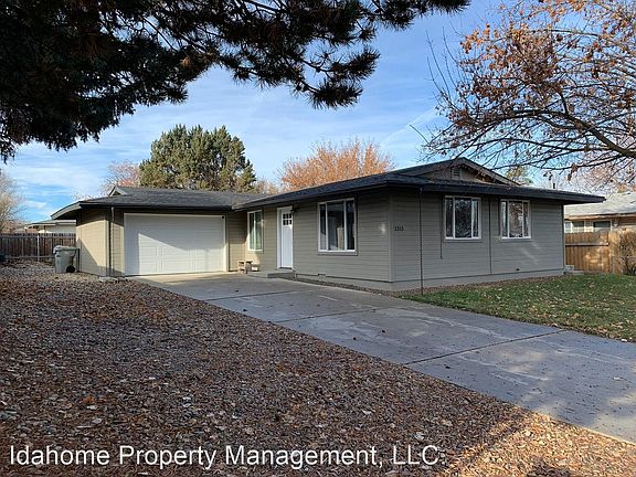 2nd image of 1315 N La Cresta Ave