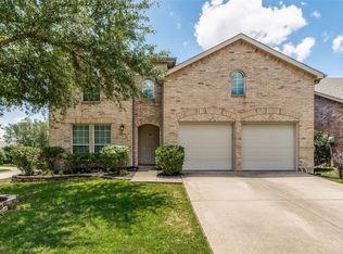 301 Highland Glen Dr, Wylie, TX 75098