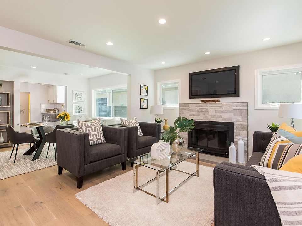 1st image of 2417 Walnut Ave #2417