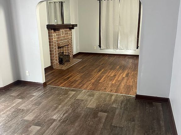 3rd image of 130 Maytide St