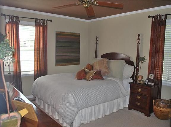 5th image of 108 Lincoln Ct