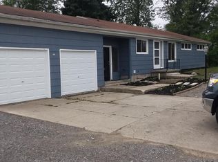 445 Maple Rd, Williamsville, NY 14221