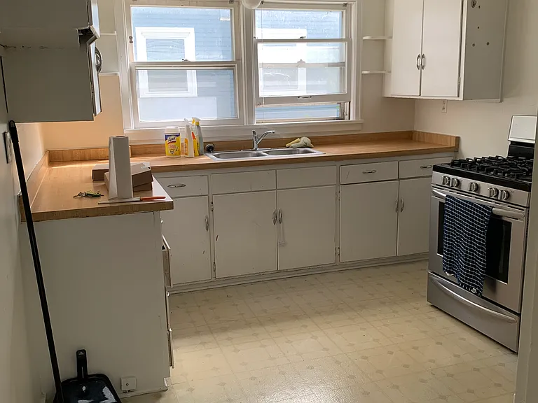 1917 Madison St #1 — Photo 2