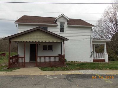 110 Sturgeon St, Mc Donald, PA, 15057