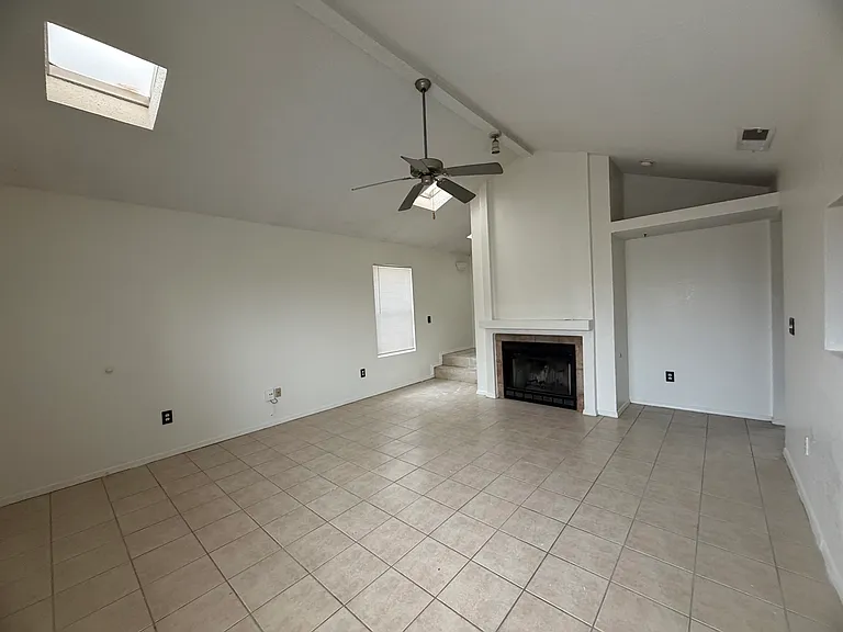 344 Bartlett Dr #E — Photo 7