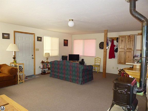 4th image of 25750 Upper Scenic Dr