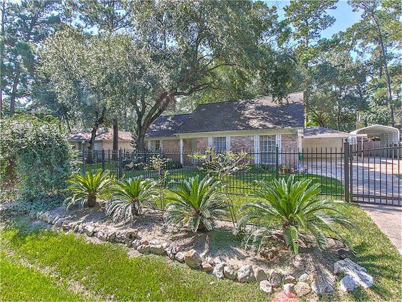 1st image of 12027 Beverly Dr