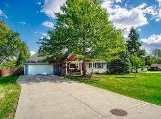 1355 S Monterey Ave, Villa Park, IL