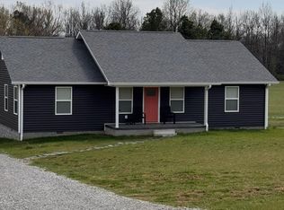 8501 Faix Rd, Byrdstown, TN 38549