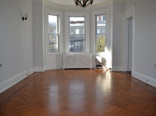 2126 New York Ave, Union City, NJ 07087