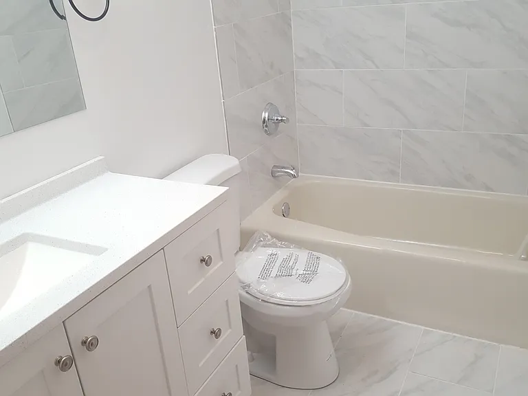 101 Main St #1 — Photo 7