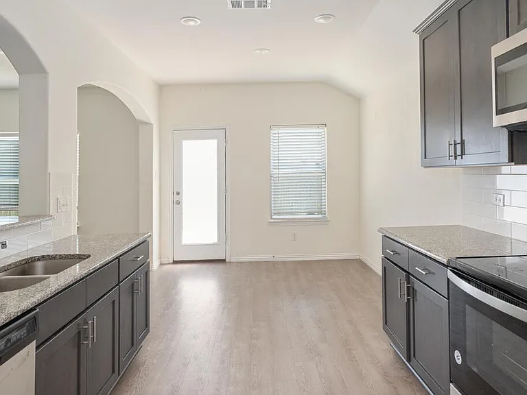 117 Willowbend Loop — Photo 10