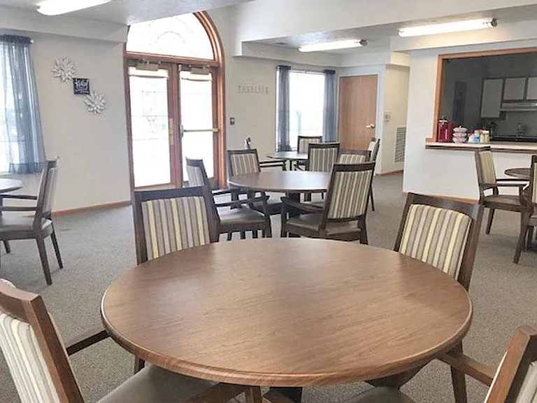 Wyndam Place Senior Residence - Hays — Photo 6