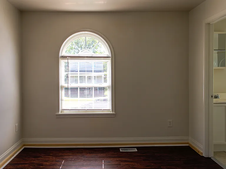 531 Saint Marks St — Photo 33