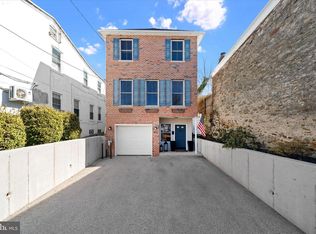 4611 Pechin St, Philadelphia, PA 19128