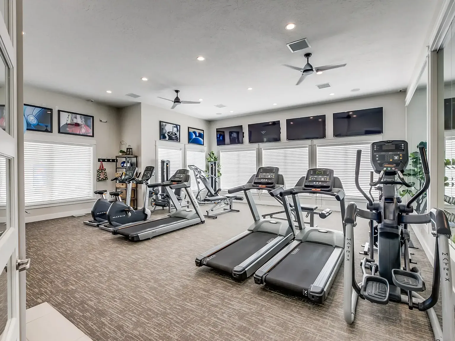 The Station Apartments at Gateway — Photo 4