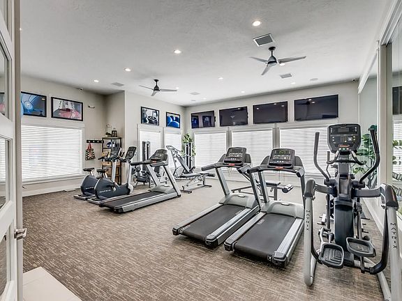 4th image of 4595 Stamm Ln #F201