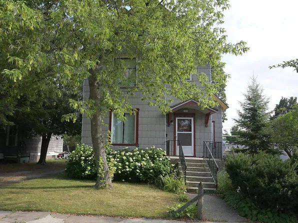 1701 13th Ave, Menominee, MI 49858