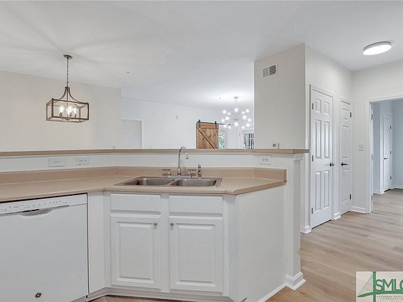 5th image of 5104 Walden Park Drive