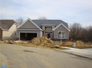 804 Raspberry Cir, Woodbury, NJ 08096