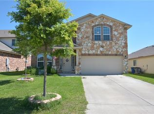 105 Langtry Ln, Jarrell, TX 76537