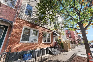 226 Brunswick Street