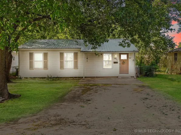 420 E Elm St, Skiatook, OK 74070
