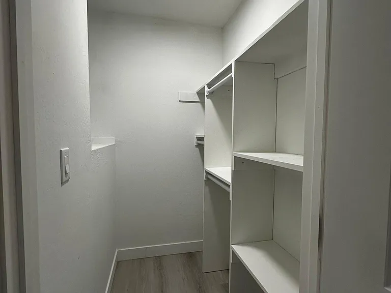 212 Coy Dr #3 — Photo 7