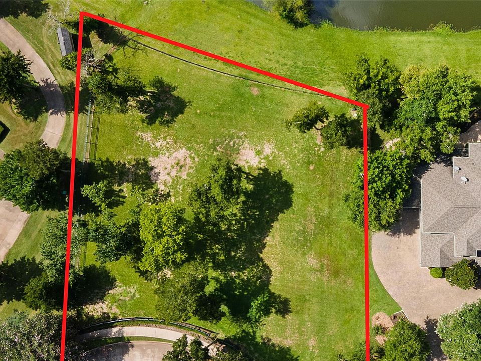 2nd image of 3 Waters Lake Blvd