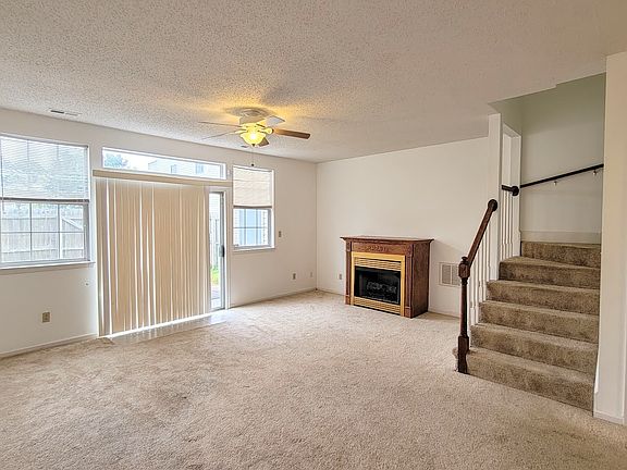 2nd image of 1232 Warwick Dr