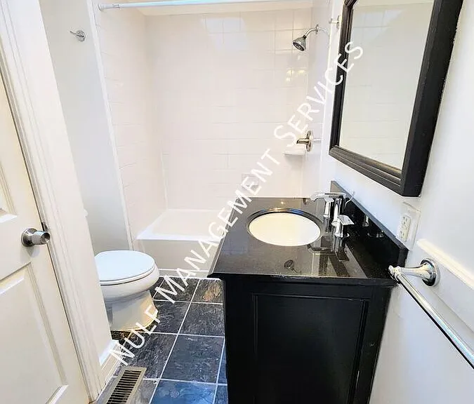 3513 Penn Ave — Photo 6