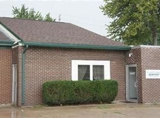 904 Flindt Dr, Storm Lake, IA 50588