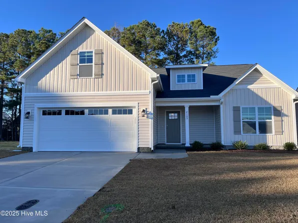 2105 Rhinestone Drive, Winterville, NC 28590