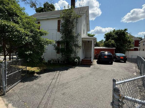 19 Curtis St