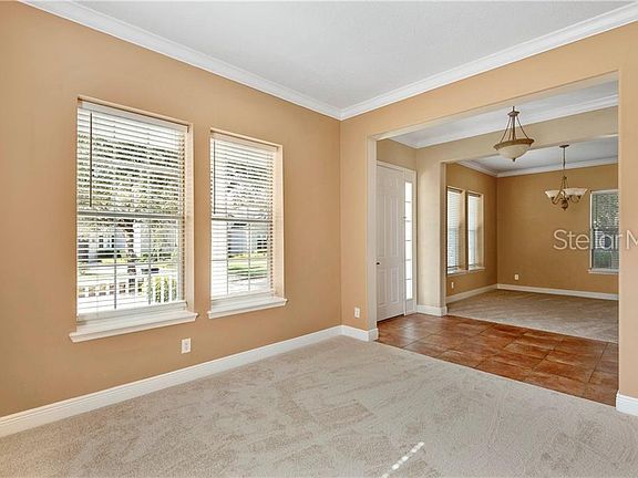 4th image of 1595 Harston Ave