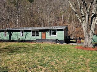 2053 Alto St, Big Stone Gap, VA 24219