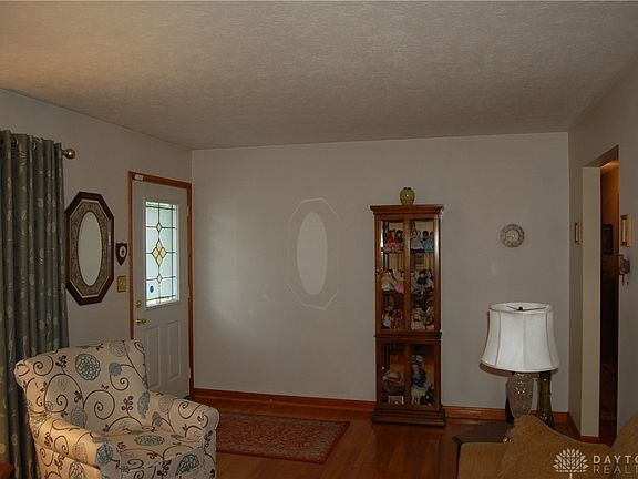 3rd image of 6201 Cedar Ln