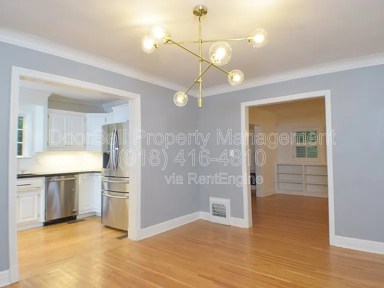 255 E 27th Pl S — Photo 11
