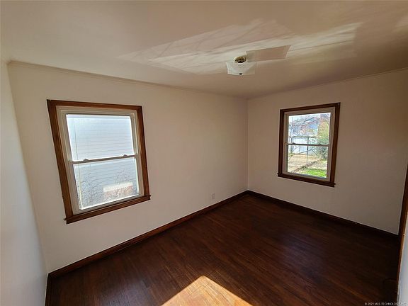 5th image of 514 S 80th East Ave