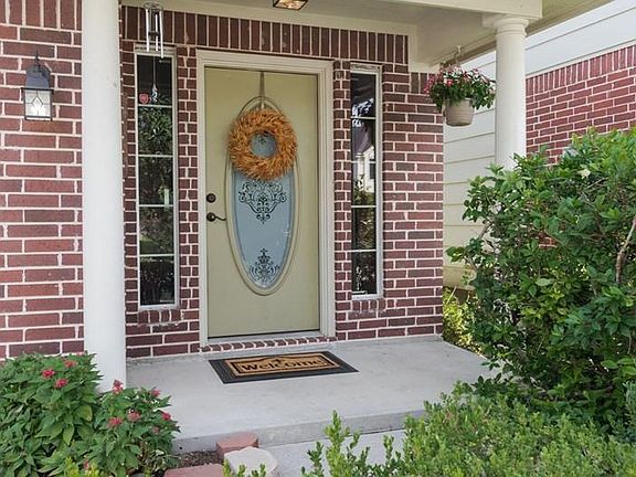 3rd image of 11814 W Galwan Cir