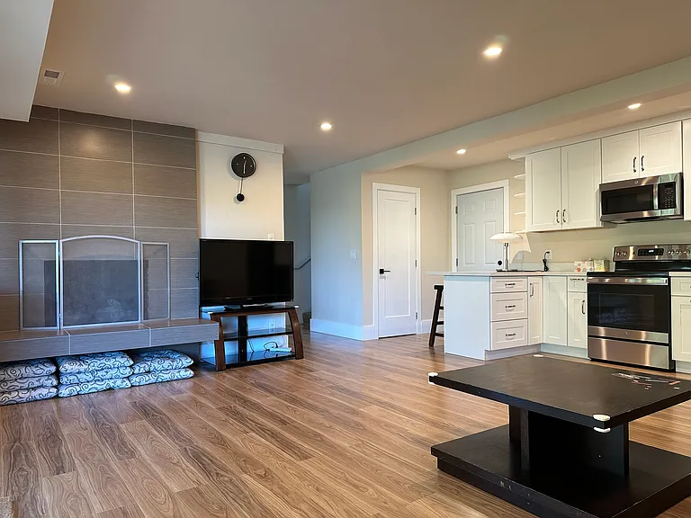 3420 Beresford Ave #A — Photo 3